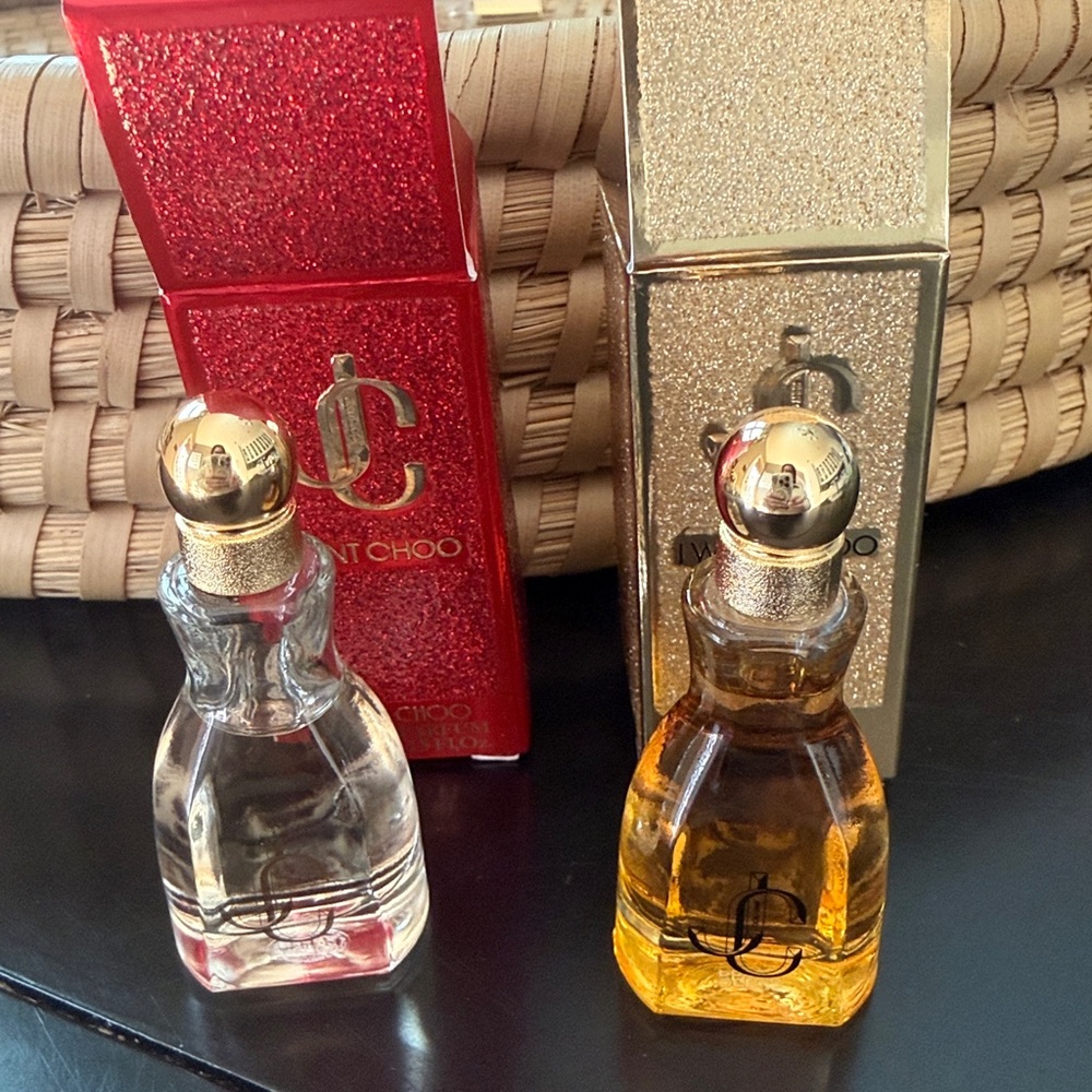 Jimmy Choo Perfume and Gold Pouch - Picture 5 of 5